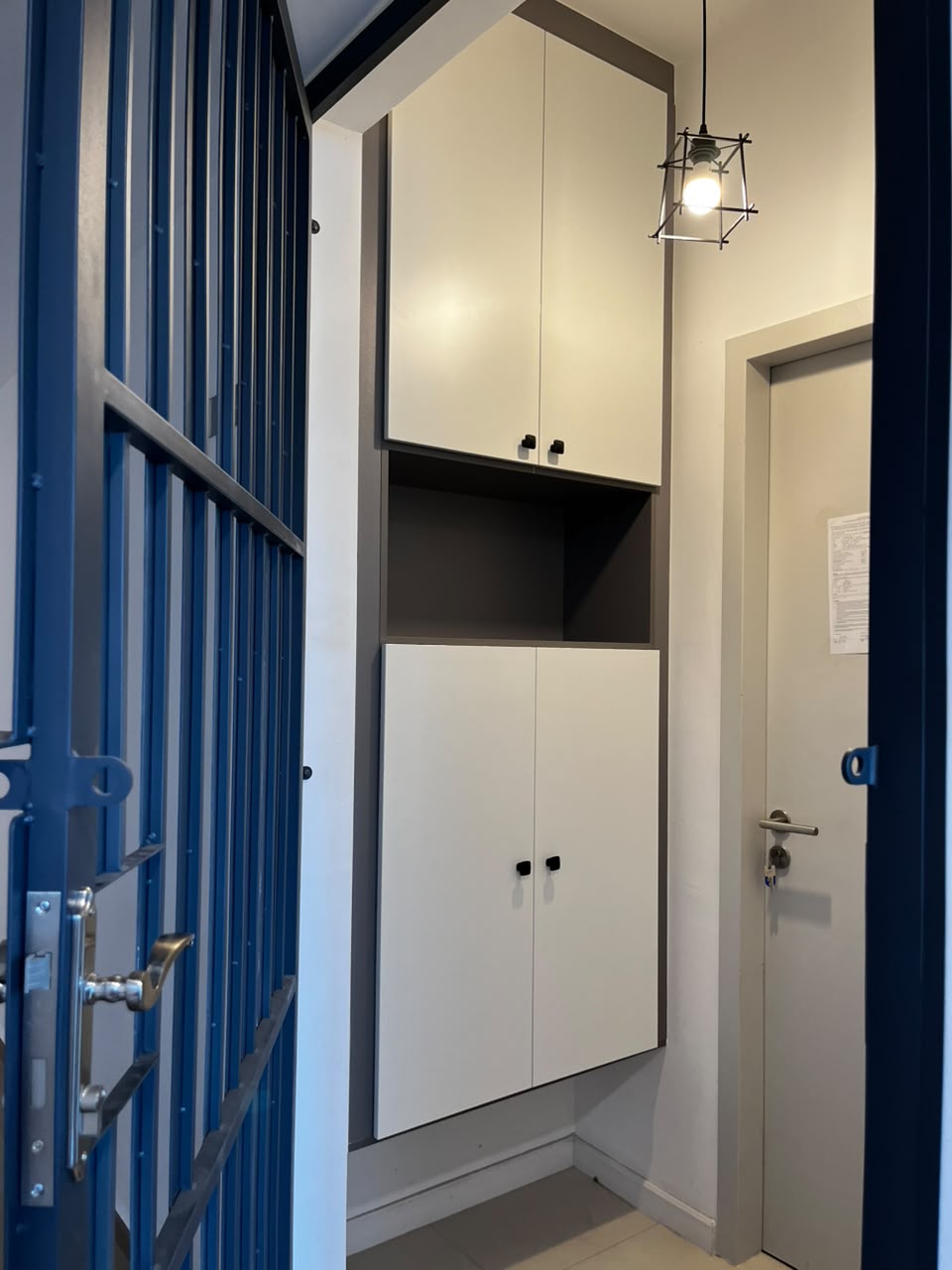 Built-in cabinet work by EUKA Living